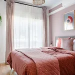 Charming Meets Modern Comfort - T2 Daire *