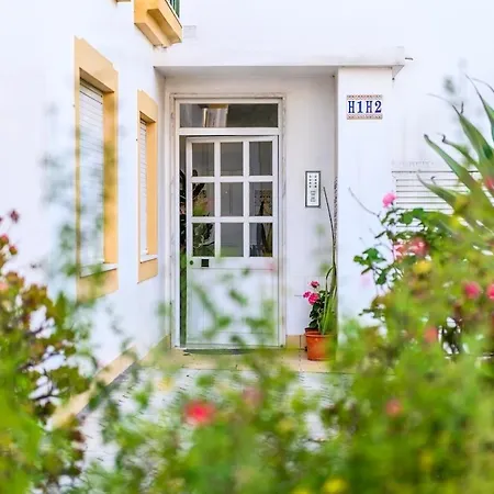 Charming Meets Modern Comfort - T2