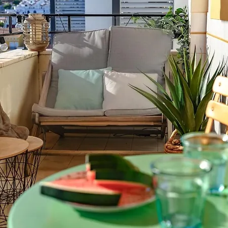 Charming Meets Modern Comfort - T2 *