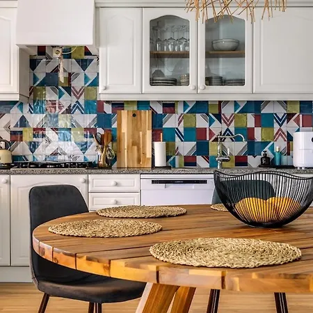 Charming Meets Modern Comfort - T2 Apartment Ferragudo (Faro)