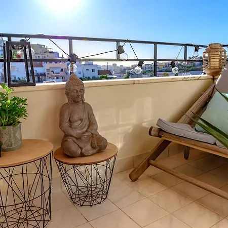 Charming Meets Modern Comfort - T2 *