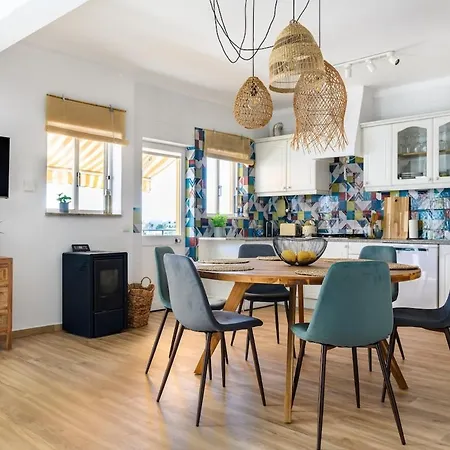 Charming Meets Modern Comfort - T2