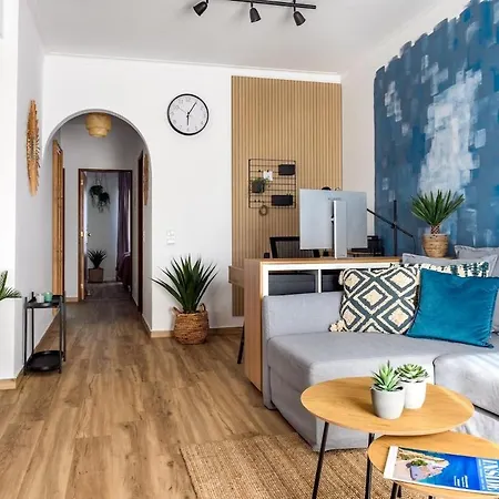 Charming Meets Modern Comfort - T2 Ferragudo